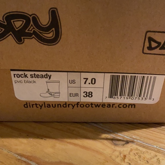 NEW Dirty Laundry Studded Rain Boot - Picture 4 of 8